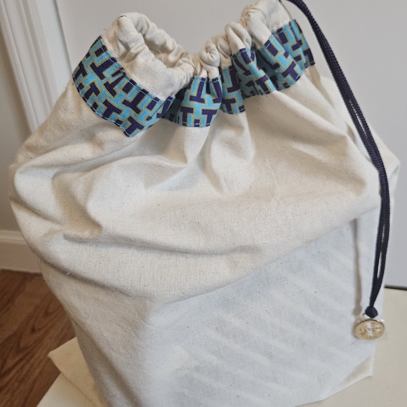 Tory Burch Scout Stripe Nylon Cross-body Regatta Navy and White #493 - Picture 4 of 4